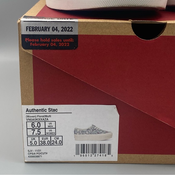 EUC Vans Authentic Stac Platform Lace-up Sneaker is Multi Floral, Size 7.5 - Picture 2 of 10